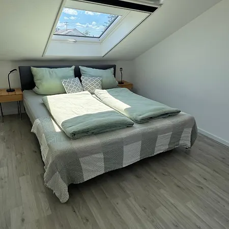 Gemuetliche Bei Mit Balkon Lägenhet